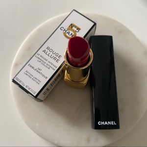 CHANEL Rouge Allure #147